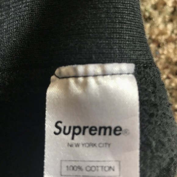 FW14 Supreme Black On Black Box Logo Hoodie - Picture 8 of 8
